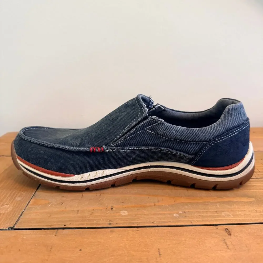 Skechers Relaxed Fit Men's 9.5 Extra Wide Slip On Loafers Canvas Canvas Shoes